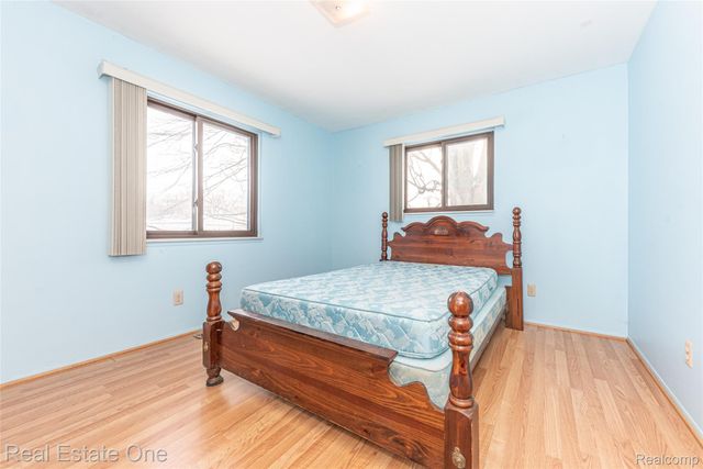 22700 Griswold Road, Lyon Charter Township, MI 48178