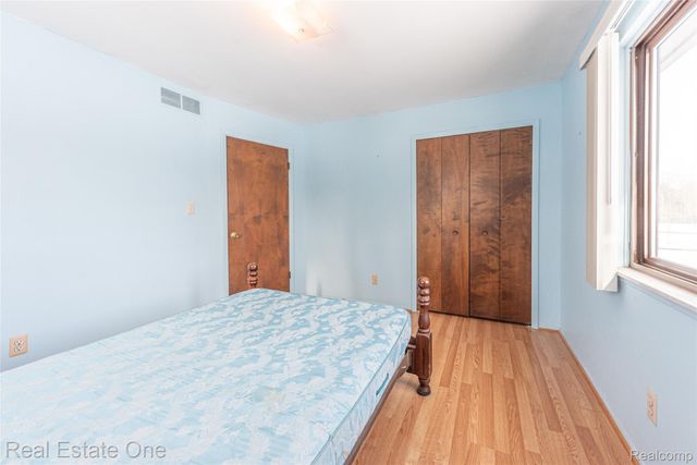 22700 Griswold Road, Lyon Charter Township, MI 48178