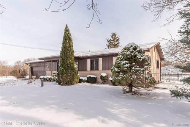 22700 Griswold Road, Lyon Charter Township, MI 48178