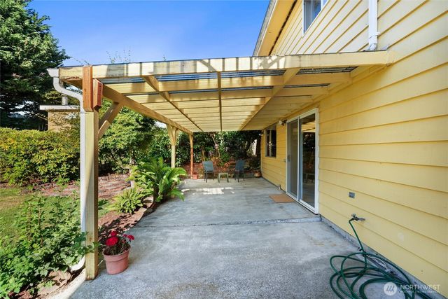 741 Hemlock Street, Edmonds, WA 98020