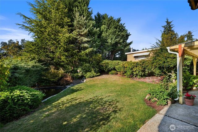 741 Hemlock Street, Edmonds, WA 98020