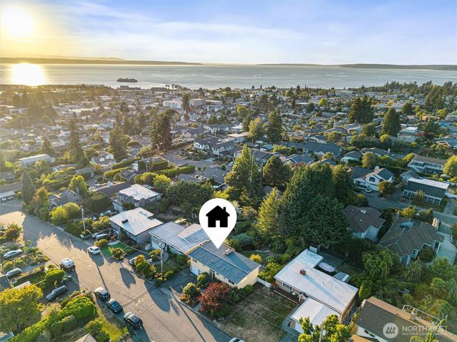 741 Hemlock Street, Edmonds, WA 98020