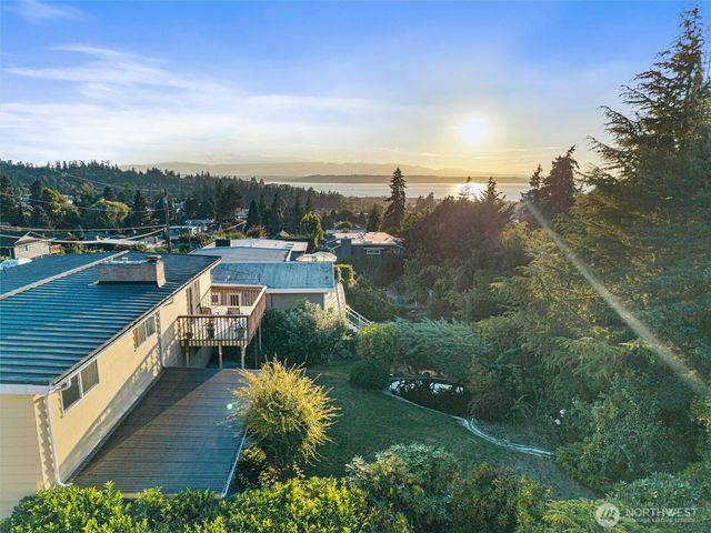 741 Hemlock Street, Edmonds, WA 98020