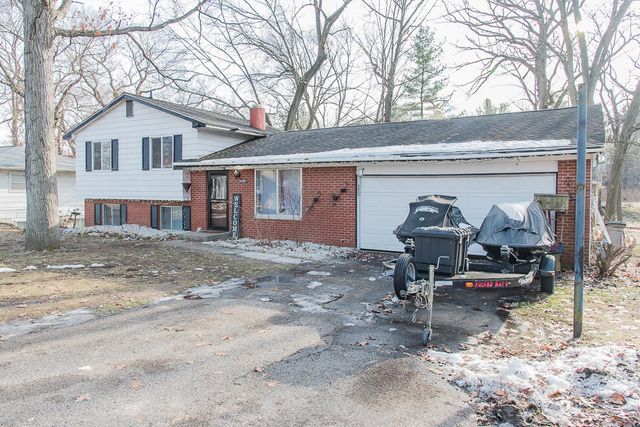 1175 Westlake Woods Drive, Springfield City, MI 49037