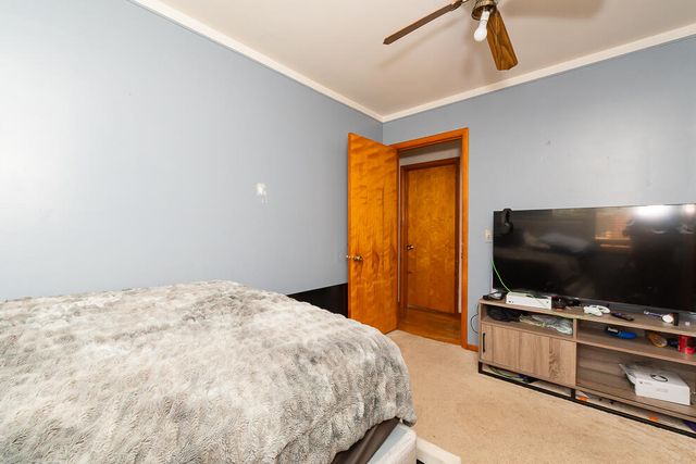 1175 Westlake Woods Drive, Springfield City, MI 49037