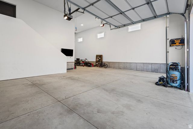 1023 W 3350 N, Pleasant View, UT 84414