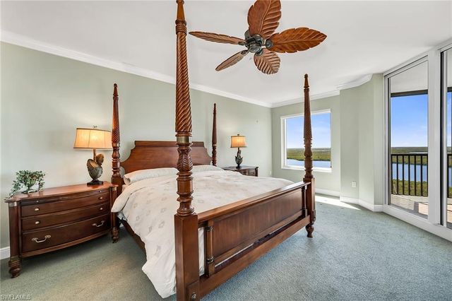 1050 Borghese LN 1405, Naples, FL 34114