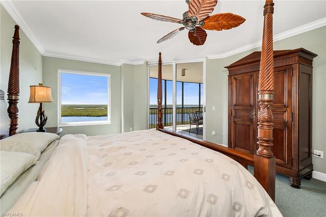 1050 Borghese LN 1405, Naples, FL 34114