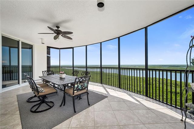 1050 Borghese LN 1405, Naples, FL 34114