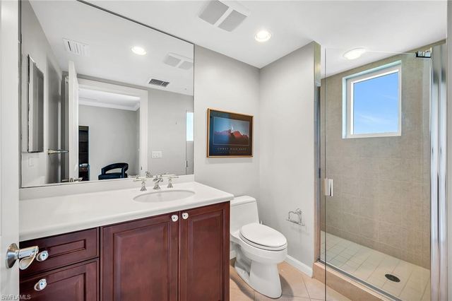 1050 Borghese LN 1405, Naples, FL 34114