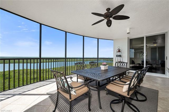 1050 Borghese LN 1405, Naples, FL 34114
