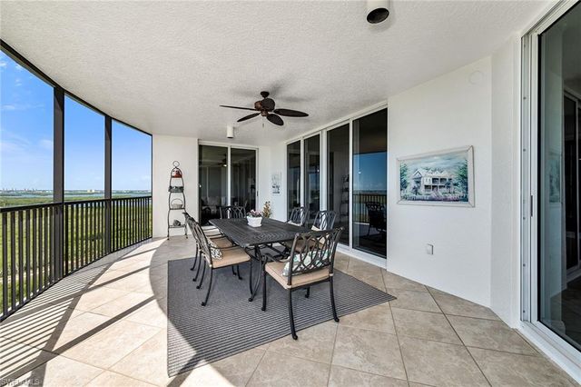 1050 Borghese LN 1405, Naples, FL 34114