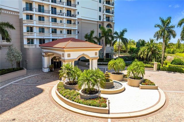 1050 Borghese LN 1405, Naples, FL 34114