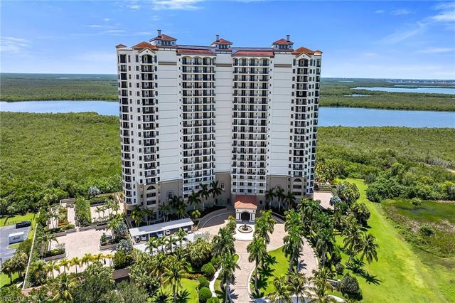 1050 Borghese LN 1405, Naples, FL 34114
