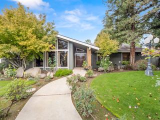 5041 E Townsend Avenue, Fresno, CA 93727