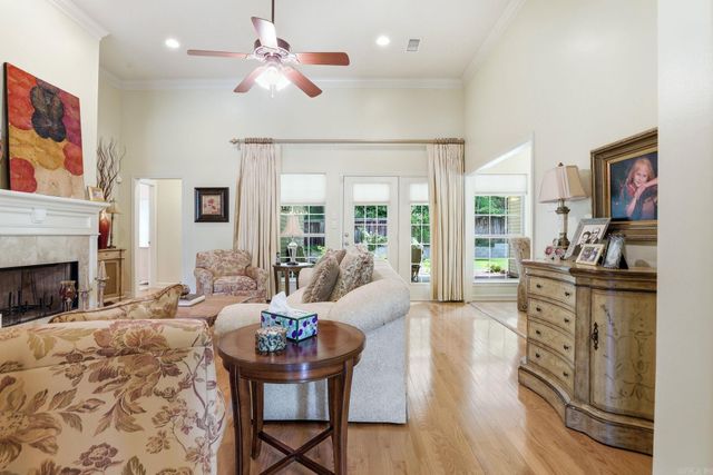 2121 Westport Loop, Little Rock, AR 72212