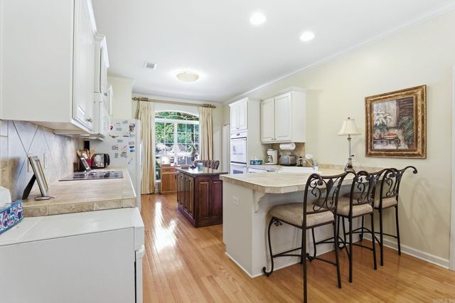 2121 Westport Loop, Little Rock, AR 72212