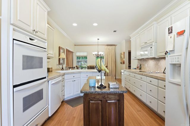 2121 Westport Loop, Little Rock, AR 72212