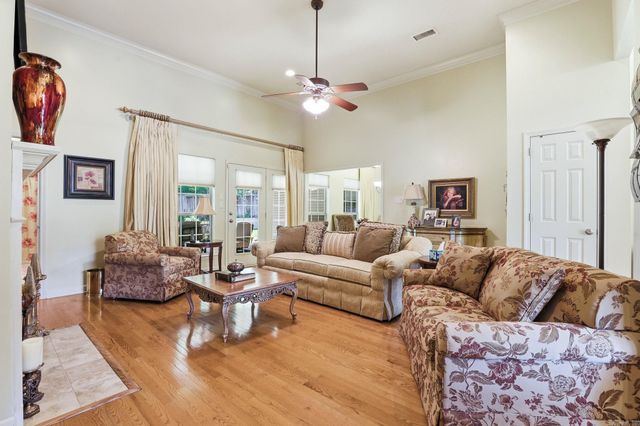 2121 Westport Loop, Little Rock, AR 72212