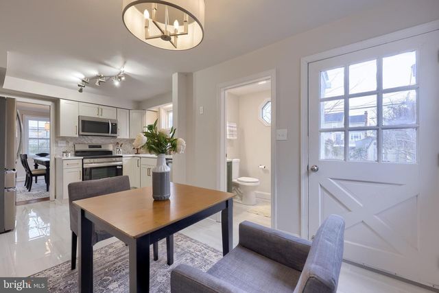 31 WAYFIELD RD, Springfield, PA 19064