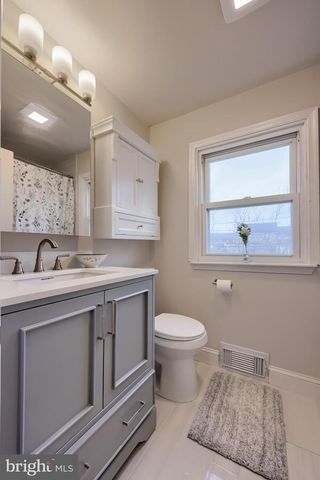 31 WAYFIELD RD, Springfield, PA 19064