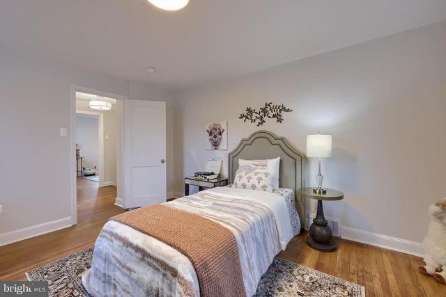 31 WAYFIELD RD, Springfield, PA 19064