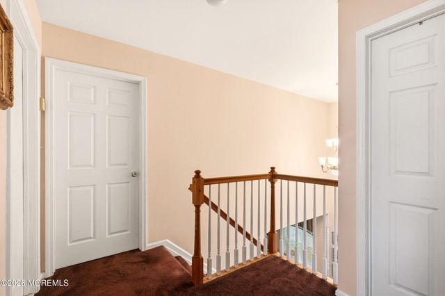 7 Dove Mill Cres, Jackson, NJ 08527