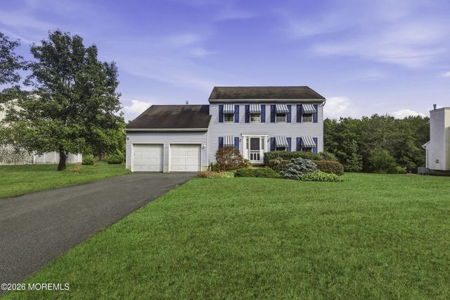 7 Dove Mill Cres, Jackson, NJ 08527