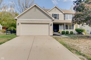 8960 Dickinson Court, Fishers, IN 46038
