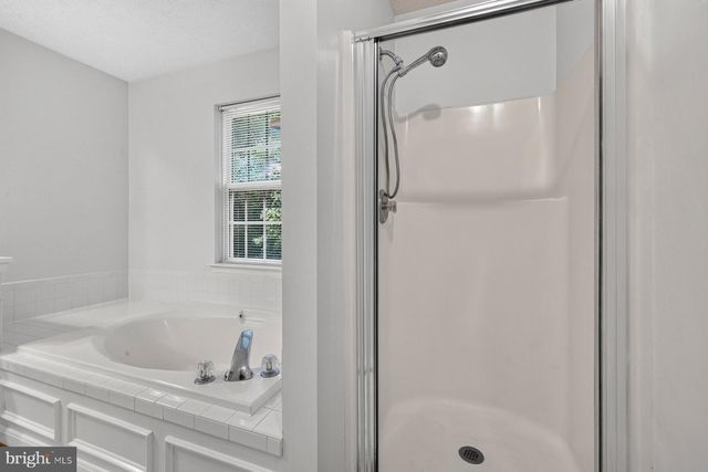 4824 BLUEBERRY DR, Brandywine, MD 20613