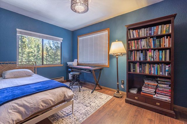 12621 Peregrine Drive, Truckee, CA 96161