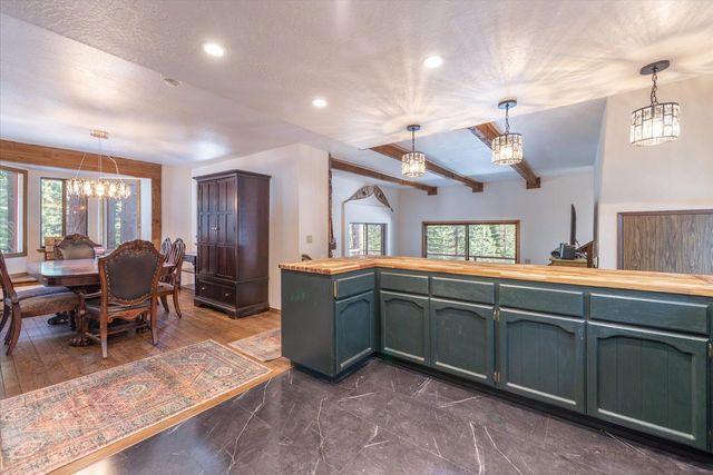 12621 Peregrine Drive, Truckee, CA 96161