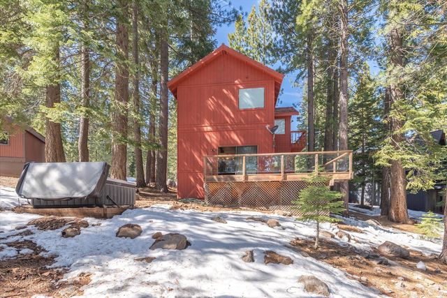 12621 Peregrine Drive, Truckee, CA 96161