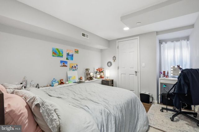 1725 W BERKS ST, Philadelphia, PA 19121