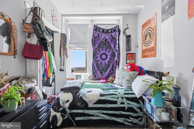 1725 W BERKS ST, Philadelphia, PA 19121