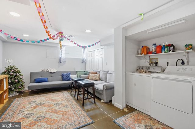 1725 W BERKS ST, Philadelphia, PA 19121