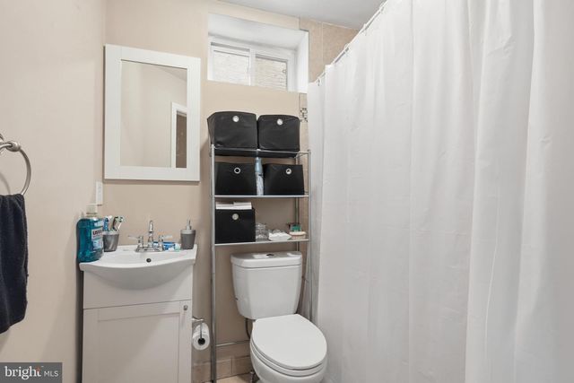 1725 W BERKS ST, Philadelphia, PA 19121