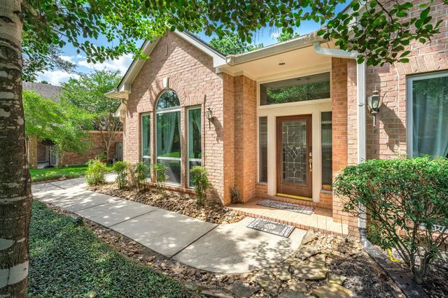 2 Candlenut Place, The Woodlands, TX 77381