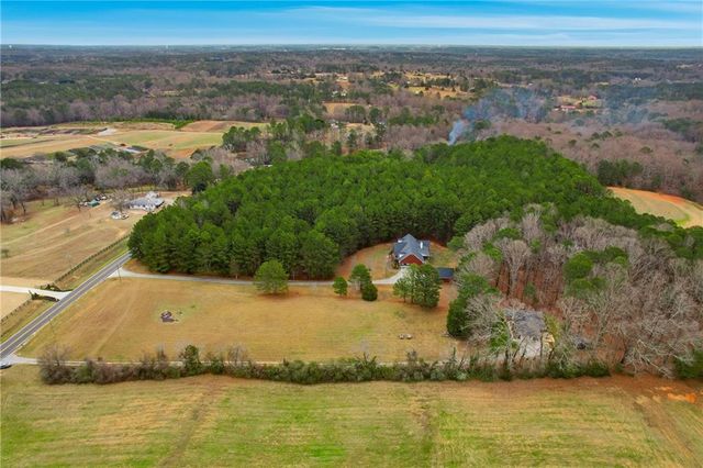 6170 Center Hill Church Road, Loganville, GA 30052