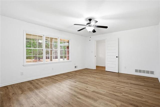 6170 Center Hill Church Road, Loganville, GA 30052