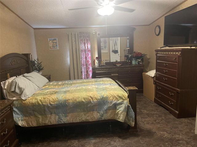 106 Brown Pelican DR, Del Valle, TX 78617