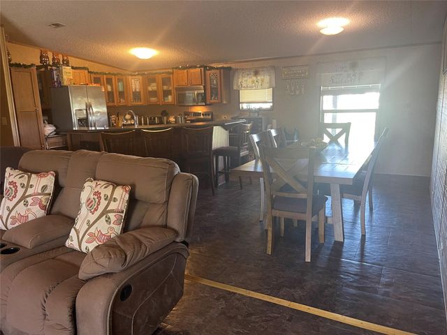 106 Brown Pelican DR, Del Valle, TX 78617