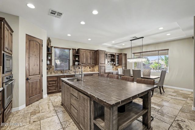 806 W DESERT RANCH Road, Phoenix, AZ 85086