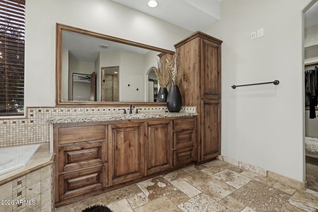 806 W DESERT RANCH Road, Phoenix, AZ 85086