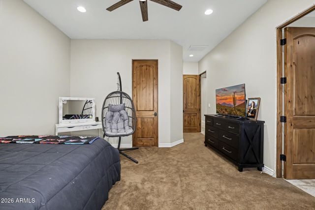 806 W DESERT RANCH Road, Phoenix, AZ 85086
