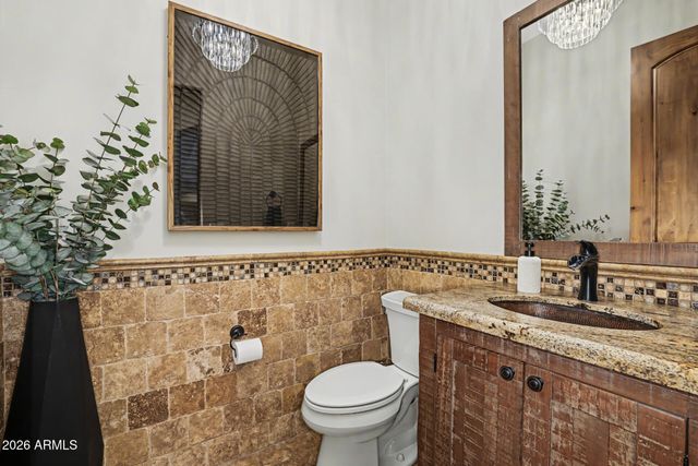806 W DESERT RANCH Road, Phoenix, AZ 85086