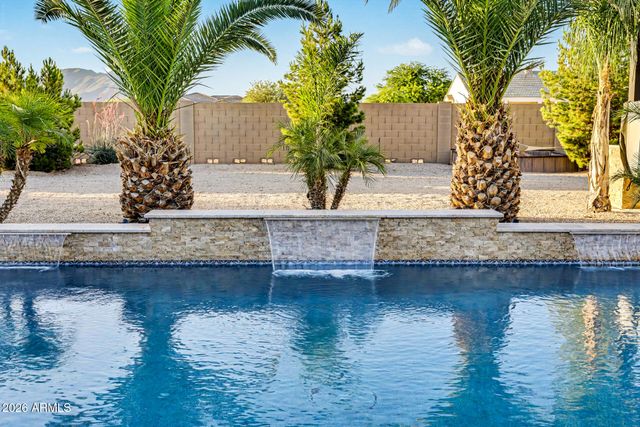 806 W DESERT RANCH Road, Phoenix, AZ 85086