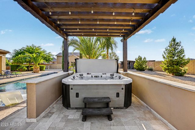 806 W DESERT RANCH Road, Phoenix, AZ 85086