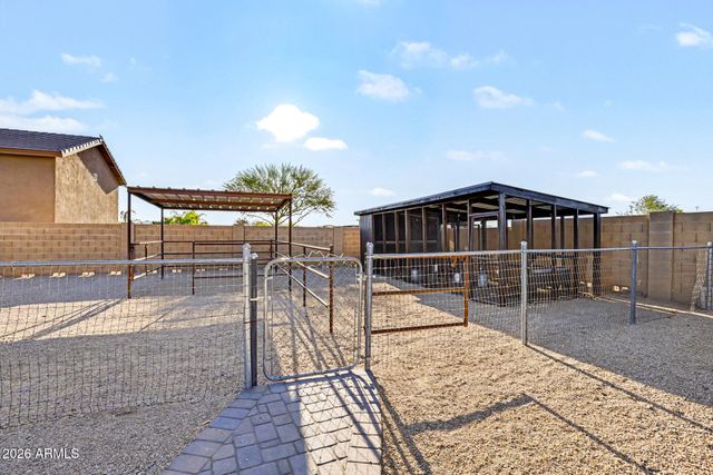 806 W DESERT RANCH Road, Phoenix, AZ 85086