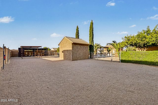 806 W DESERT RANCH Road, Phoenix, AZ 85086